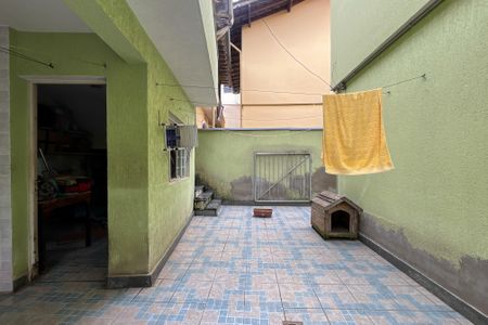 Casa à venda com 185m², 5 quartos e 3 vagasQuintal
