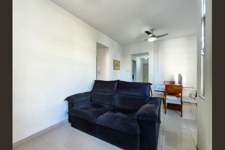 Apartamento à venda com 75m², 2 quartos e sem vaga Apartamento à venda com 75m², 2 quartos e sem vagaSala