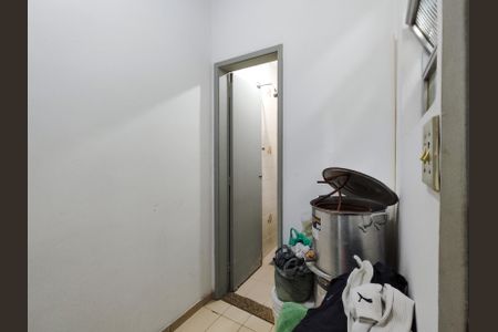 Apartamento à venda com 75m², 2 quartos e sem vaga Apartamento à venda com 75m², 2 quartos e sem vagaQuarto de Serviço