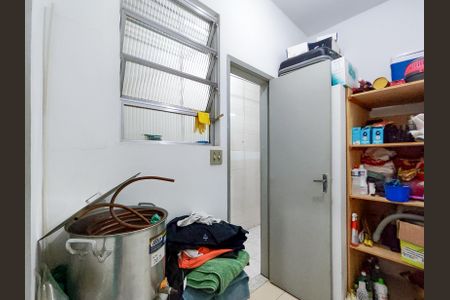Apartamento à venda com 75m², 2 quartos e sem vaga Apartamento à venda com 75m², 2 quartos e sem vagaQuarto de Serviço