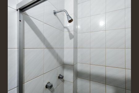 Apartamento à venda com 75m², 2 quartos e sem vaga Apartamento à venda com 75m², 2 quartos e sem vagaBanheiro Corredor