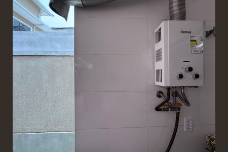 Casa de condomínio à venda com 250m², 5 quartos e 2 vagas Casa de condomínio à venda com 250m², 5 quartos e 2 vagasÁrea de Serviço