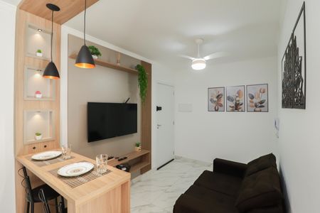 Sala/Cozinha/Área de Serviço de apartamento à venda com 1 quarto, 30m² em Parque Peruche, São Paulo