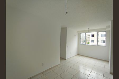 Sala de apartamento para alugar com 2 quartos, 43m² em Curicica, Rio de Janeiro