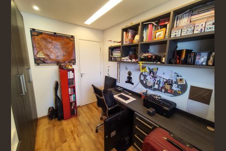 Apartamento à venda com 104m², 3 quartos e 2 vagasEscritório