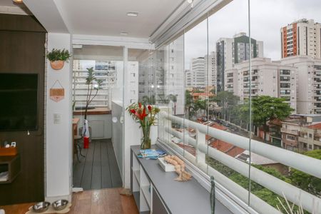 Sala de apartamento para alugar com 2 quartos, 96m² em Vila Anglo Brasileira, São Paulo