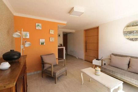 Casa à venda com 3 quartos, 310m² em Vila Bastos, Santo André