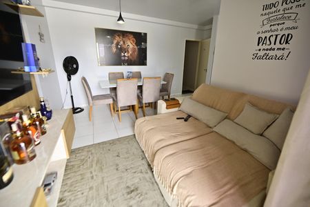 Sala de apartamento para alugar com 2 quartos, 63m² em Setor Faicalville, Goiânia