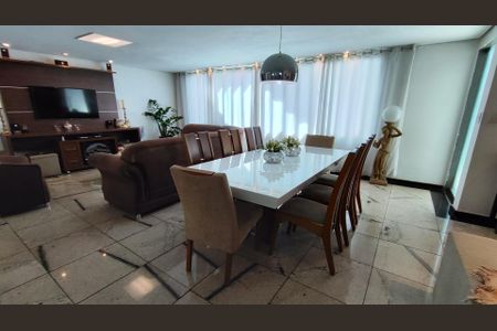 Casa à venda com 4 quartos, 370m² em São Bento, Belo Horizonte