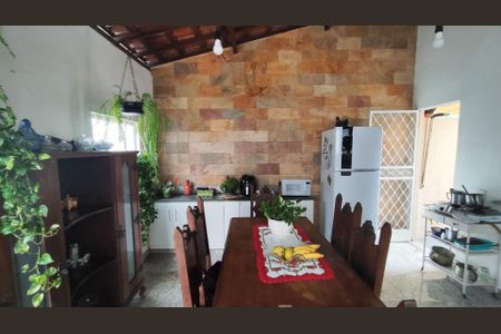 Casa à venda com 4 quartos, 200m² em Nova Suíça, Belo Horizonte