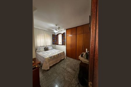 Casa à venda com 4 quartos, 300m² em Bom Jesus, Belo Horizonte