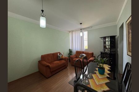 Apartamento à venda com 3 quartos, 60m² em Heliópolis, Belo Horizonte