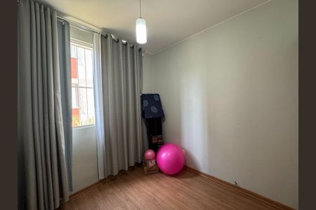 Apartamento à venda com 3 quartos, 60m² em Heliópolis, Belo Horizonte