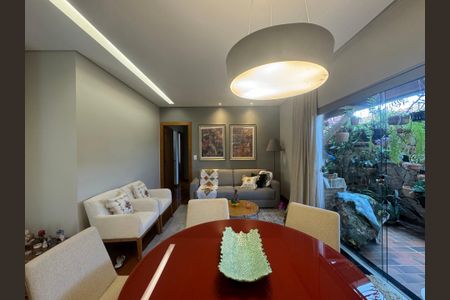 Apartamento à venda com 3 quartos, 102m² em Sagrada Família, Belo Horizonte