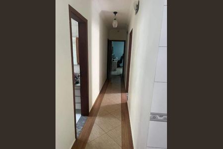 Casa à venda com 160m², 3 quartos e 4 vagas