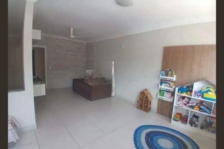 Casa à venda com 3 quartos, 337m² em Jardim Eulina, Campinas