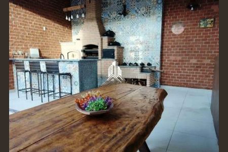 Casa à venda com 3 quartos, 337m² em Jardim Eulina, Campinas