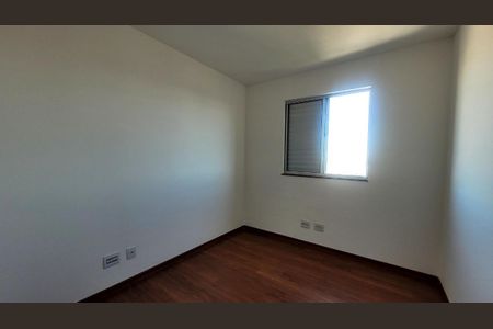 Apartamento à venda com 3 quartos, 81m² em Buritis, Belo Horizonte