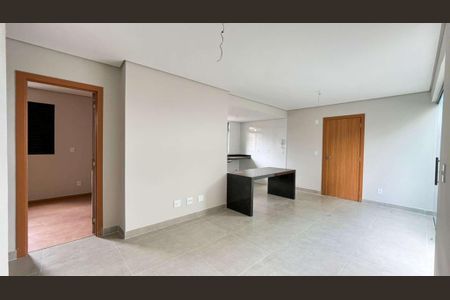 Apartamento à venda com 2 quartos, 63m² em Santo Antônio, Belo Horizonte