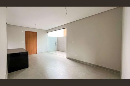 Apartamento à venda com 2 quartos, 63m² em Santo Antônio, Belo Horizonte