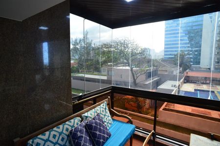 Varanda de apartamento para alugar com 1 quarto, 59m² em Barra da Tijuca, Rio de Janeiro