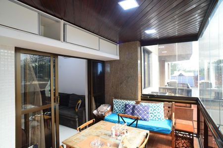 Varanda de apartamento para alugar com 1 quarto, 59m² em Barra da Tijuca, Rio de Janeiro