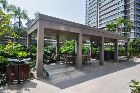 Apartamento para alugar com 142m², 2 quartos e 2 vagasÁrea Externa