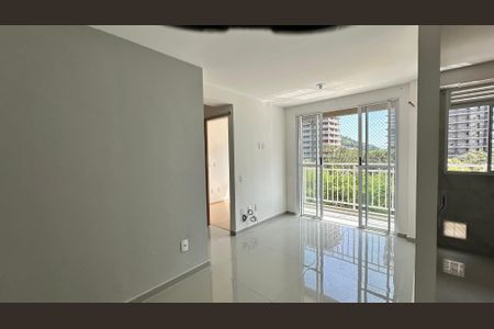Sala de apartamento para alugar com 3 quartos, 55m² em Barra Olímpica, Rio de Janeiro