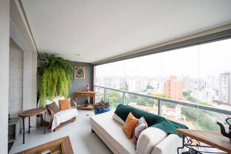 Varanda de apartamento à venda com 2 quartos, 68m² em Mirandópolis, São Paulo
