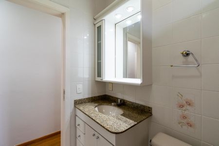 Casa à venda com 175m², 3 quartos e 2 vagas Casa à venda com 175m², 3 quartos e 2 vagasBanheiro Social