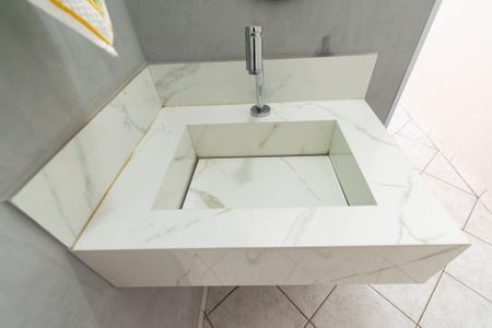 Casa à venda com 175m², 3 quartos e 2 vagas Casa à venda com 175m², 3 quartos e 2 vagasBanheiro do Salão de Festas