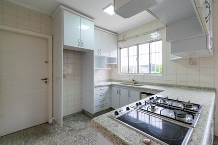 Casa à venda com 175m², 3 quartos e 2 vagas Casa à venda com 175m², 3 quartos e 2 vagasCozinha