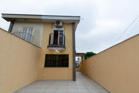 Casa à venda com 175m², 3 quartos e 2 vagas Casa à venda com 175m², 3 quartos e 2 vagasGaragem