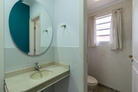 Casa à venda com 175m², 3 quartos e 2 vagas Casa à venda com 175m², 3 quartos e 2 vagasLavabo