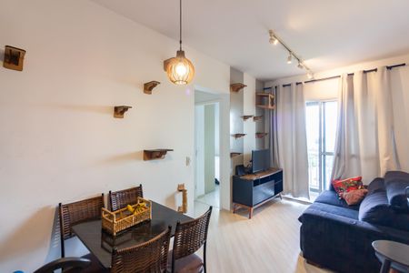 Sala  de apartamento à venda com 2 quartos, 49m² em Jaguaribe, Osasco