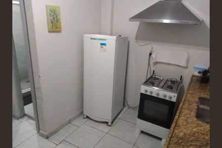 Cozinha de casa para alugar com 2 quartos, 40m² em Inhoaíba, Rio de Janeiro