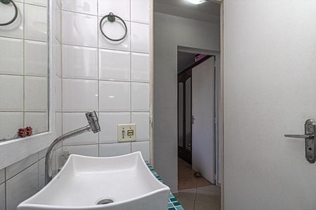 Apartamento à venda com 64m², 3 quartos e 1 vagabanheiro social_4