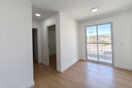 Sala de apartamento à venda com 2 quartos, 43m² em Jardim Ipaussurama, Campinas