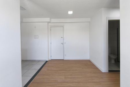 Sala de apartamento à venda com 2 quartos, 43m² em Jardim Ipaussurama, Campinas