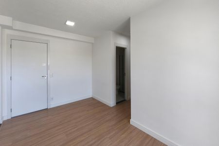 Sala de apartamento à venda com 2 quartos, 43m² em Jardim Ipaussurama, Campinas