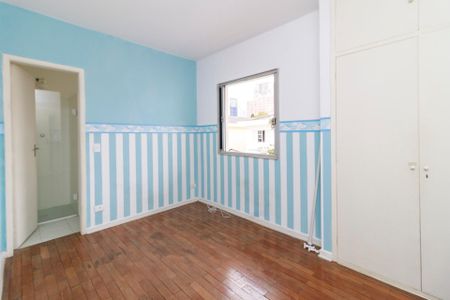 Casa à venda com 200m², 4 quartos e 3 vagas Casa à venda com 200m², 4 quartos e 3 vagasSuíte 2