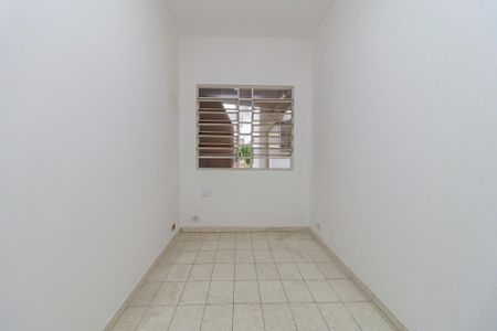 Casa à venda com 200m², 4 quartos e 3 vagas Casa à venda com 200m², 4 quartos e 3 vagasEdícula