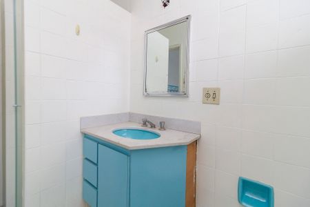 Casa à venda com 200m², 4 quartos e 3 vagas Casa à venda com 200m², 4 quartos e 3 vagasSuíte 2 - Banheiro