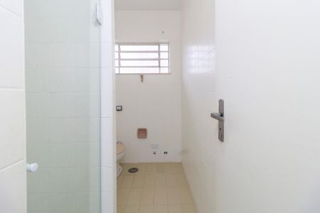 Casa à venda com 200m², 4 quartos e 3 vagas Casa à venda com 200m², 4 quartos e 3 vagasBanheiro 4