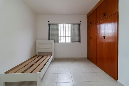 Casa à venda com 200m², 4 quartos e 3 vagas Casa à venda com 200m², 4 quartos e 3 vagasEdícula