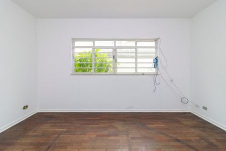 Casa à venda com 200m², 4 quartos e 3 vagas Casa à venda com 200m², 4 quartos e 3 vagasSala 2