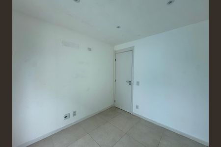 Quarto de apartamento para alugar com 2 quartos, 75m² em Recreio dos Bandeirantes, Rio de Janeiro