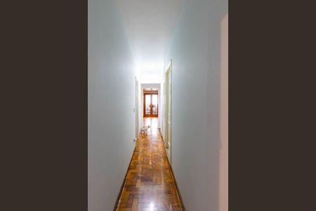 Apartamento para alugar com 246m², 4 quartos e 4 vagasCorredor