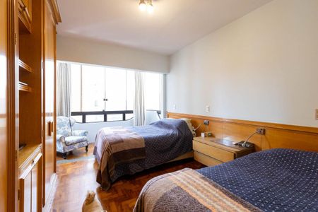 Apartamento para alugar com 246m², 4 quartos e 4 vagasSuíte 1