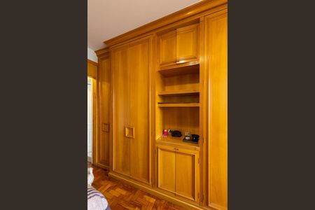 Apartamento para alugar com 246m², 4 quartos e 4 vagasSuíte 1